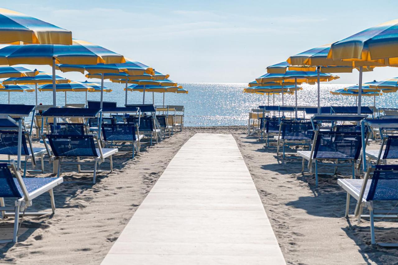 Hotel Adria Milano Marittima Exterior foto